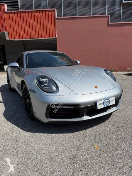 Véhicule utilitaire Porsche