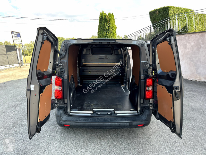 Furgoneta Peugeot Standard 2.0 Bluehdi 145 Premium