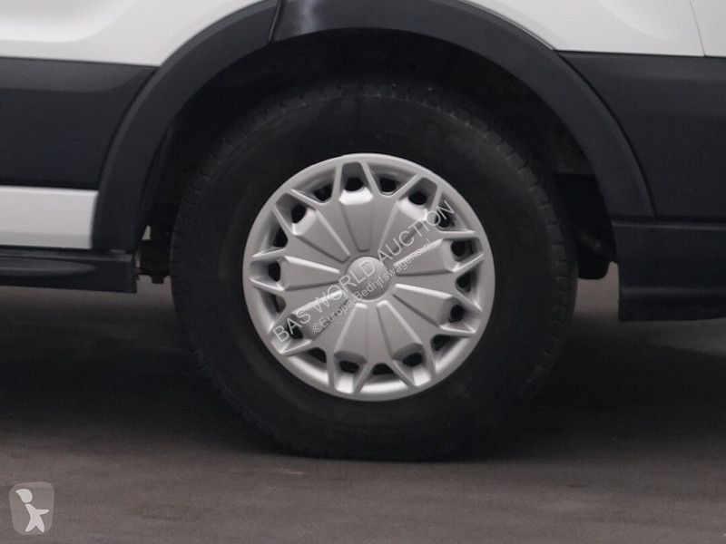 Лекотоварен автомобил Ford 155PK