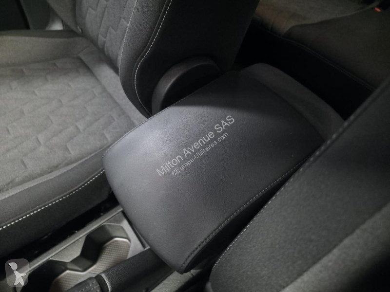 عربة نفعية Volkswagen T-CROSS 1.0 TSI - 116 - Life