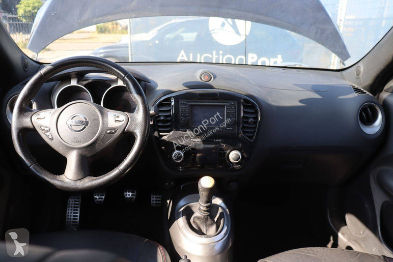 Autoutilitară Nissan