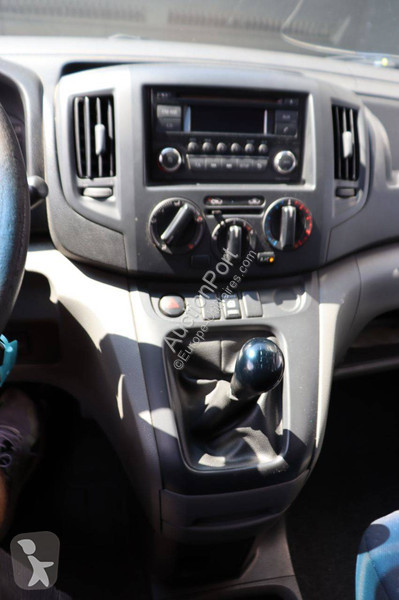 Furgoneta Nissan