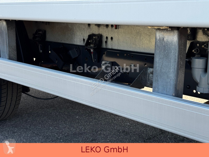 Furgoneta Iveco 35C12 Mit Carrier Xr 350