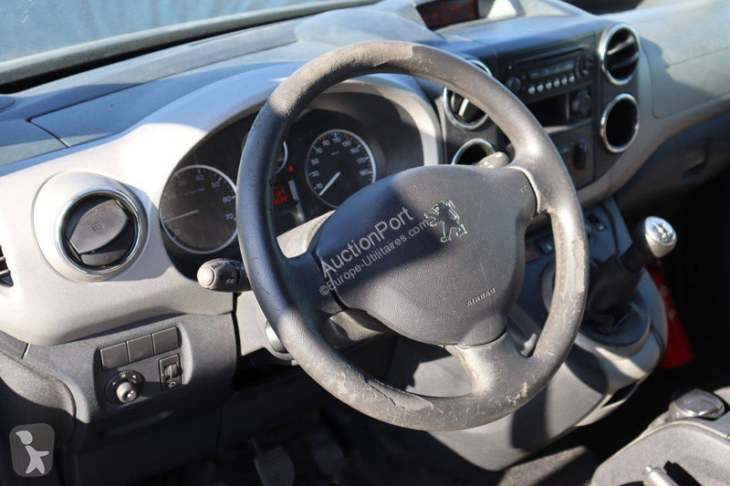 Véhicule utilitaire Peugeot