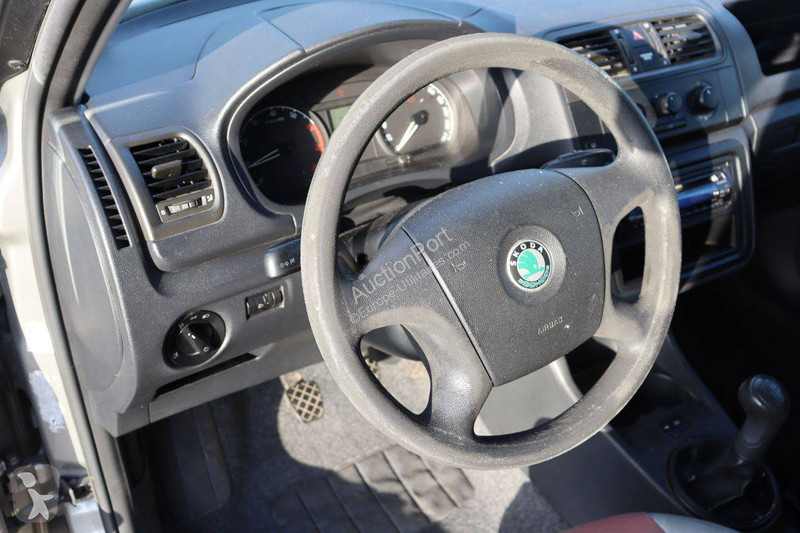 Samochód dostawczy Skoda