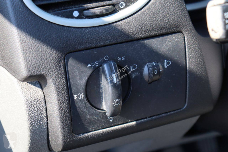 Véhicule utilitaire Ford