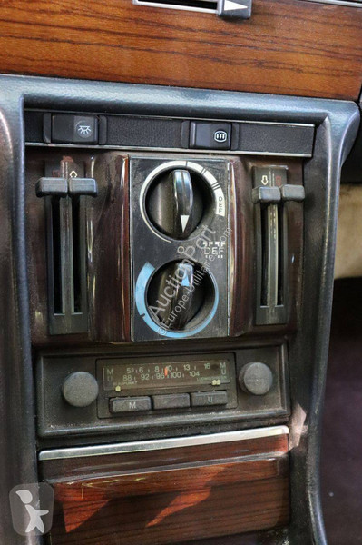 Véhicule utilitaire Mercedes SEL