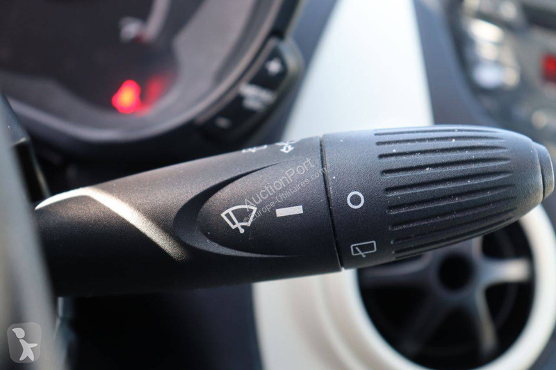Véhicule utilitaire Ford Ka
