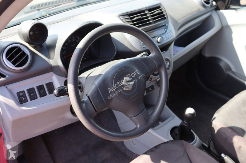 Véhicule utilitaire Suzuki  Altro