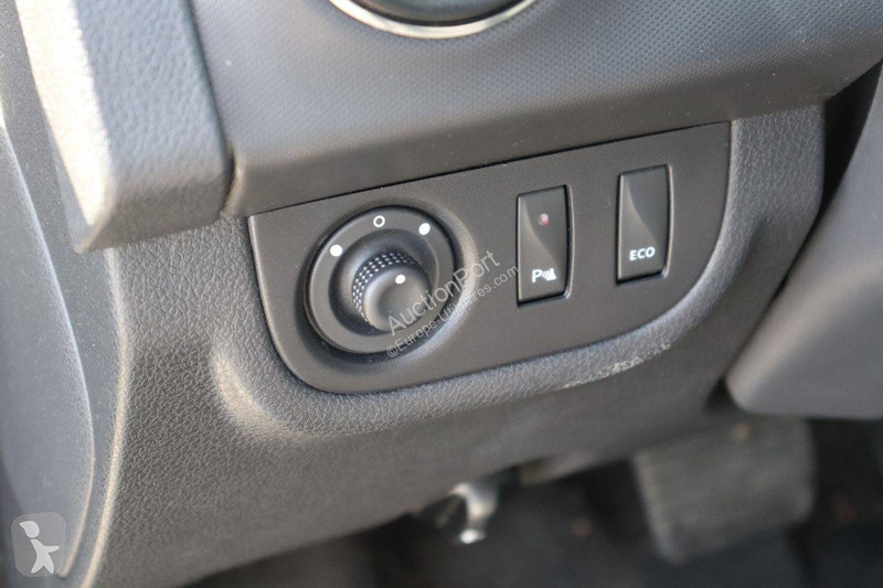 Véhicule utilitaire Dacia