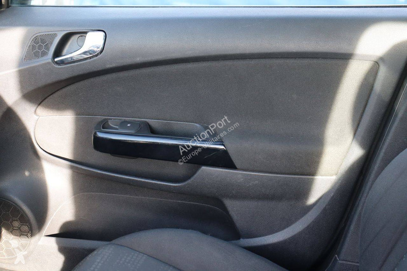 Véhicule utilitaire Opel