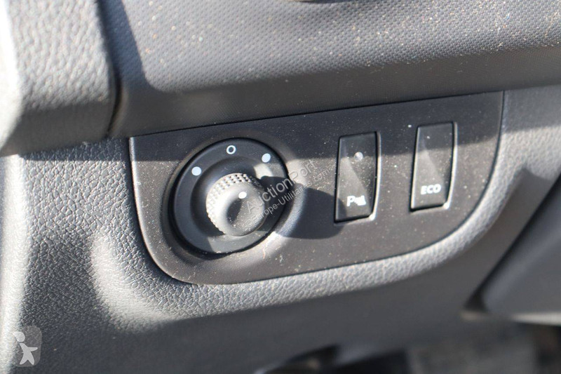 Véhicule utilitaire Dacia