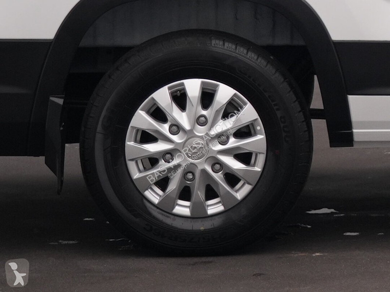 Véhicule utilitaire Maxus e 9 e 9