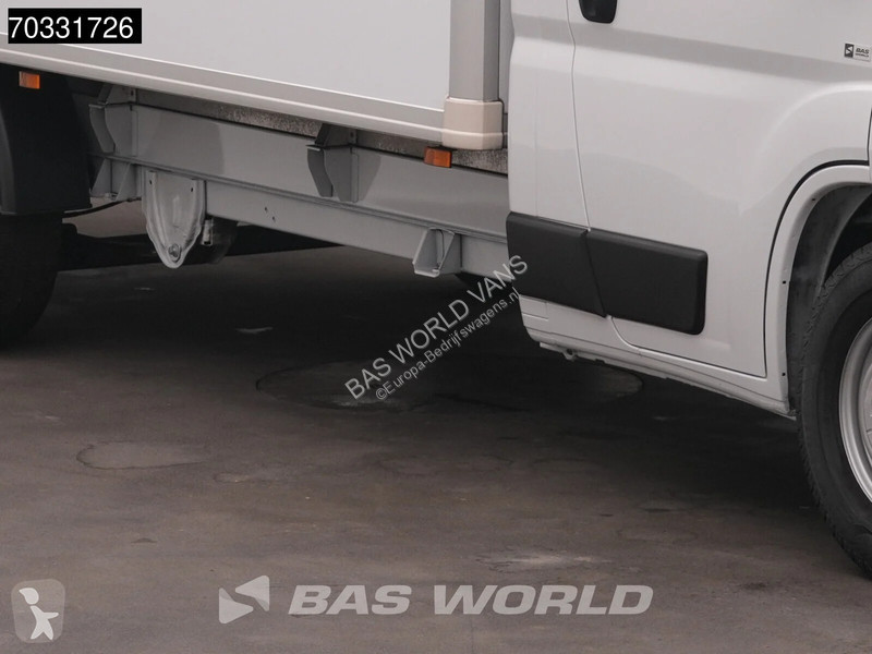 Véhicule utilitaire Peugeot Laadklep Bakwagen...