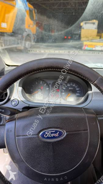 Furgoneta Ford