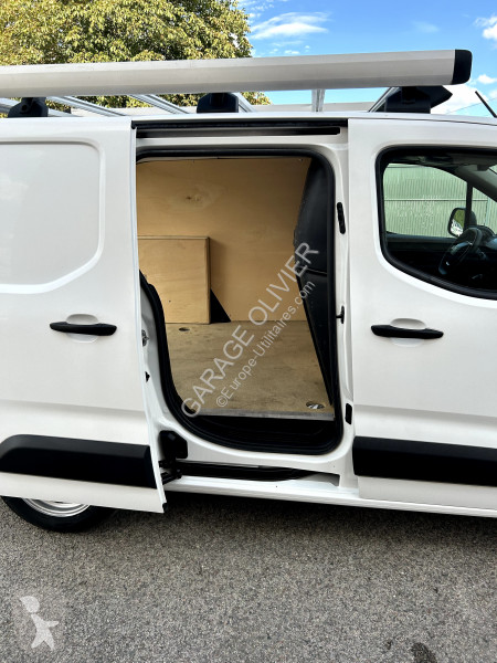 Furgoneta Peugeot Standard 650KG 1.5 Bluehdi...