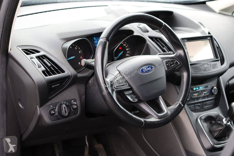 Furgoneta Ford Grand