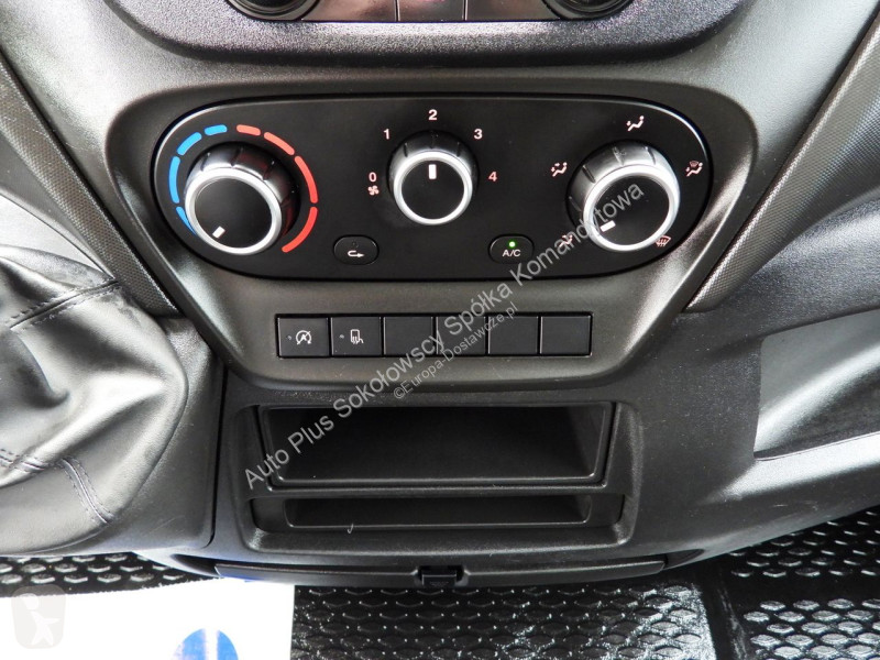 Лекотоварен автомобил Iveco 35C14 DAILY
