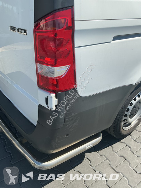 عربة نفعية Mercedes 116