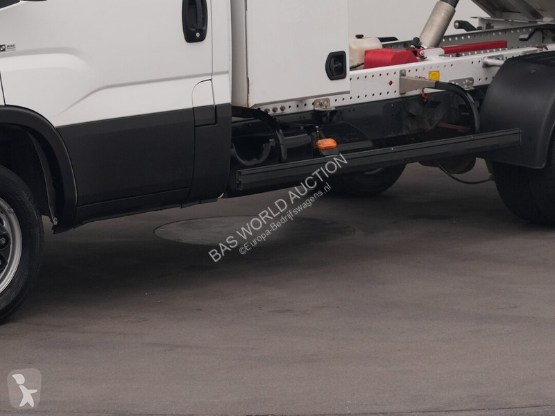 Furgoneta Iveco 35C16