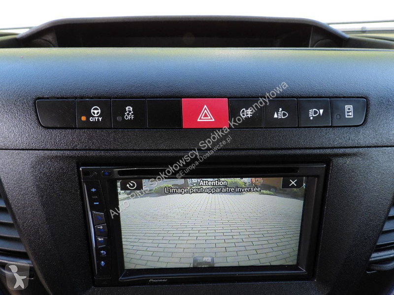 Veículo utilitário Iveco 35S14 DAILY