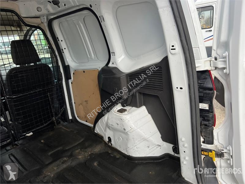 Veículo utilitário Ford Courier Cargo Van