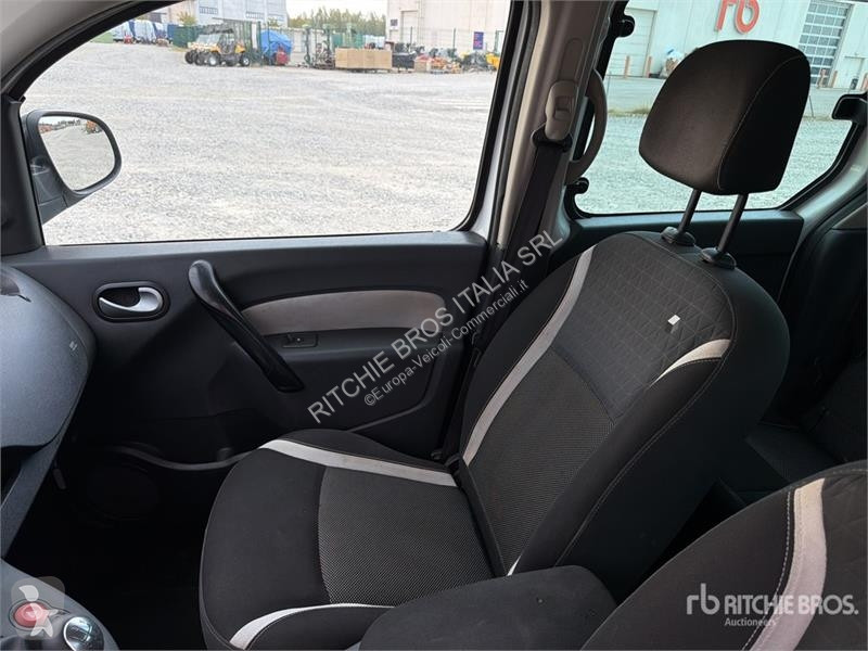 Veículo utilitário Renault New-kangoo Automobile