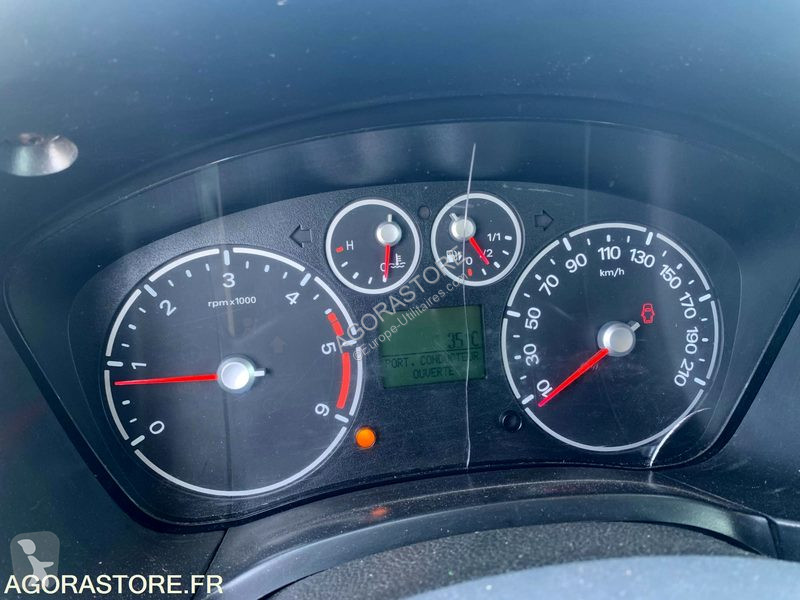 Véhicule utilitaire Ford T.CONNECT