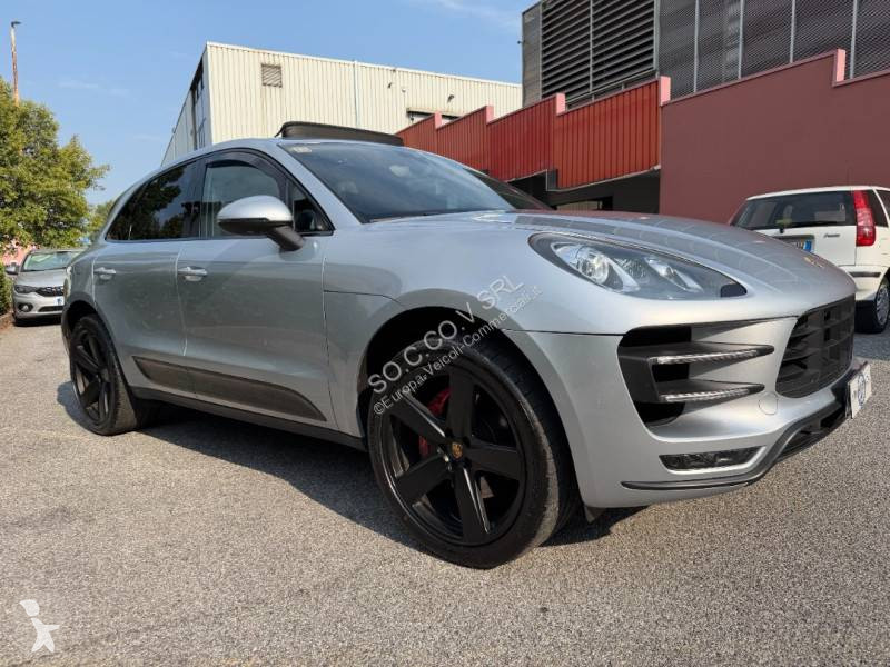 Véhicule utilitaire Porsche
