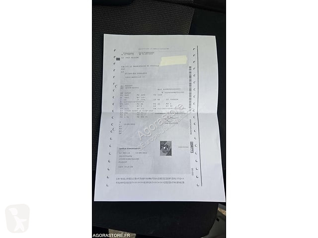 Коммерческий автомобиль