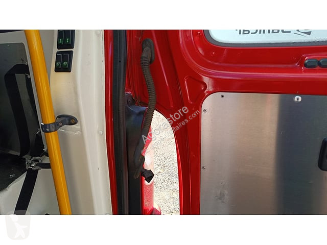 Коммерческий автомобиль Renault MASTER