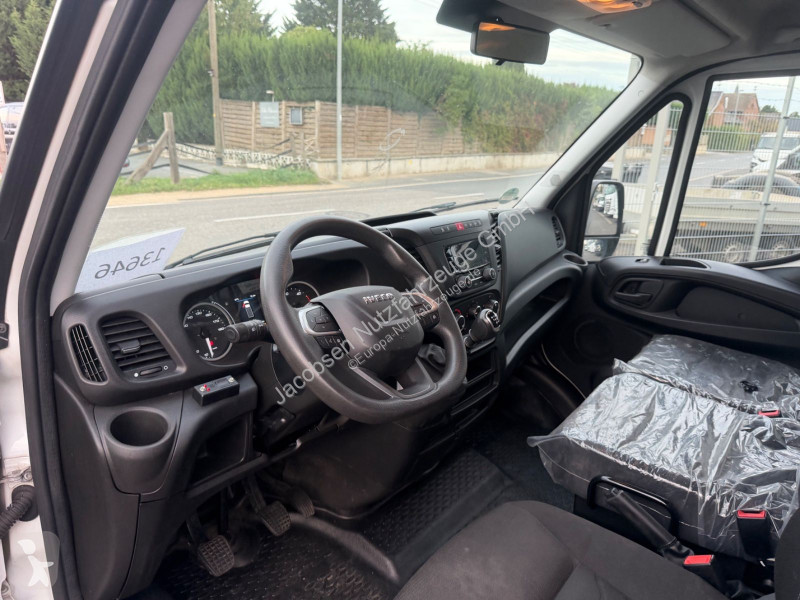 Furgoneta Iveco 35s14, Pritsche/Plane,...