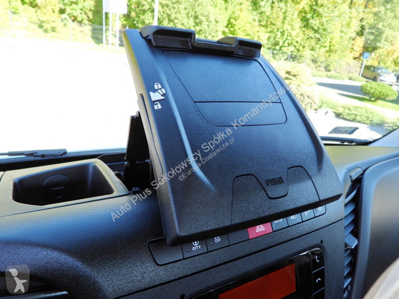 Furgoneta Iveco 35S18 DAILY