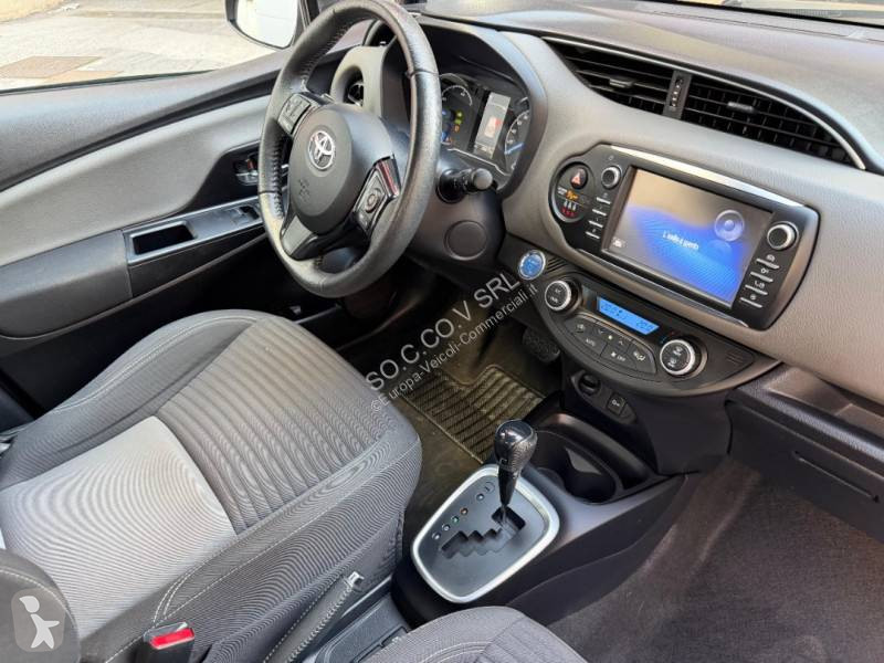 Furgoneta Toyota 1.5 VVT-I 100 hybride