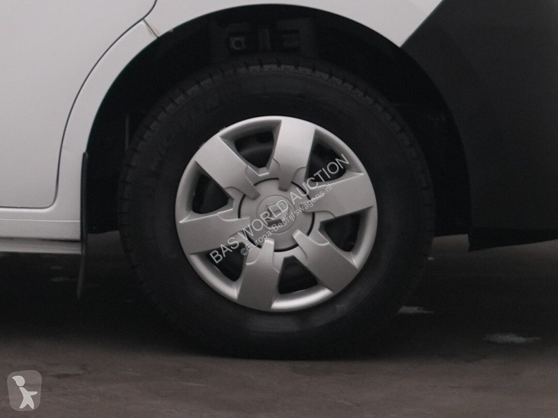 Furgoneta Renault 145PK
