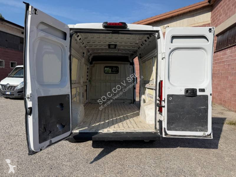 Furgoneta Fiat 2.2L 140 CV