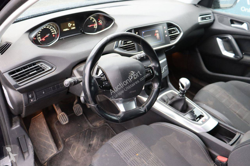 Коммерческий автомобиль Peugeot