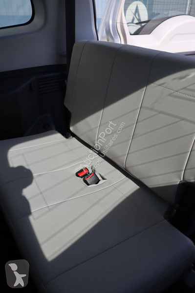 Véhicule utilitaire Mitsubishi