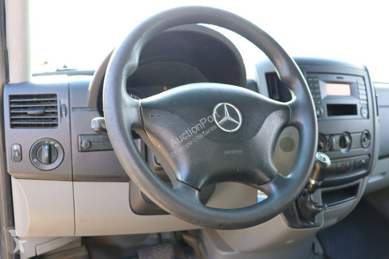Véhicule utilitaire Mercedes 310 CDI