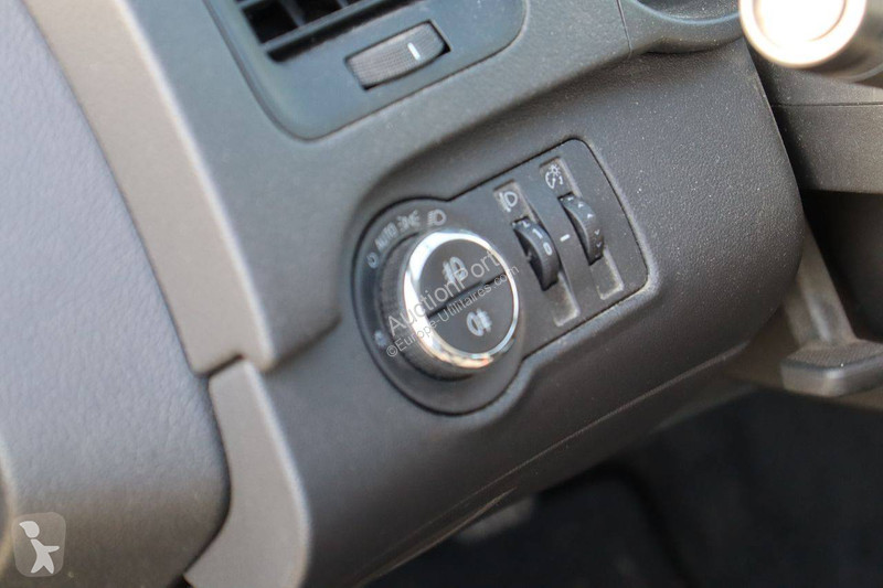 Véhicule utilitaire Opel