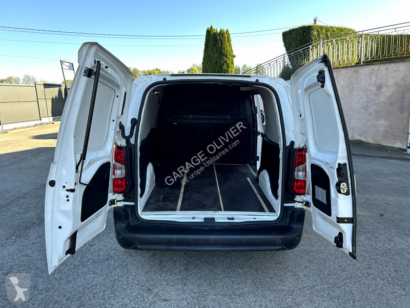 Citroën XL 950KG 1.5 Bluehdi 100 Club EAT8 van