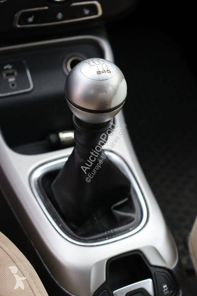 Užitkové vozidlo Jeep