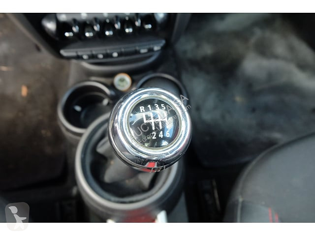 Mini  van