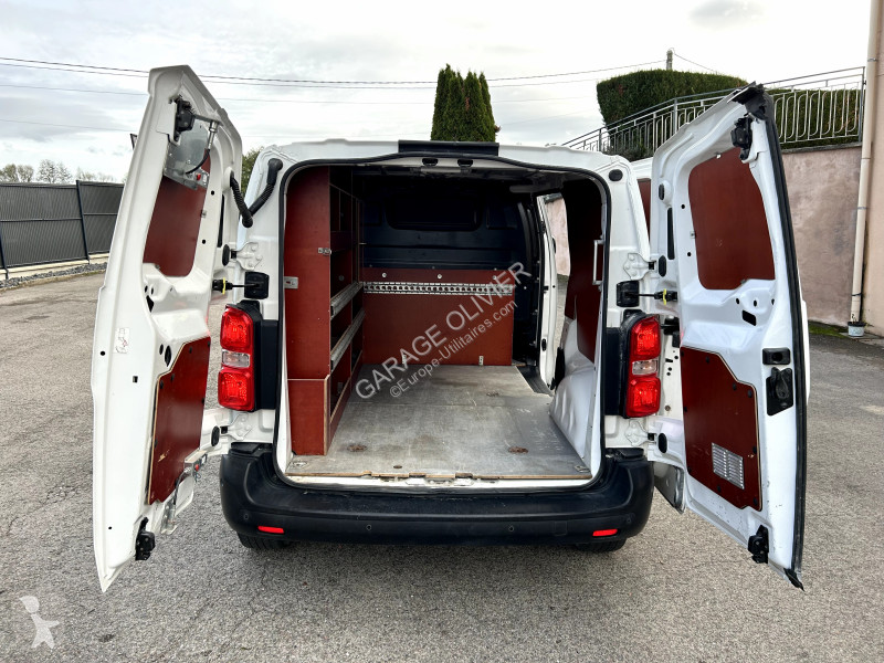 Užitkové vozidlo Peugeot Standard 2.0 Bluehdi...