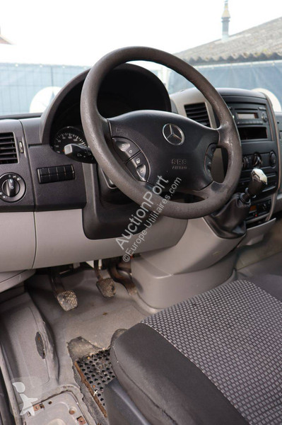 Véhicule utilitaire Mercedes