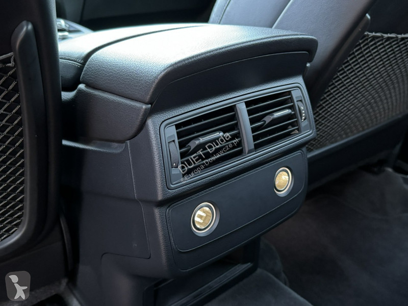 Véhicule utilitaire Audi Q7