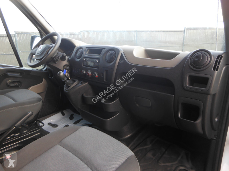 Véhicule utilitaire Renault CDC Double Cabine...