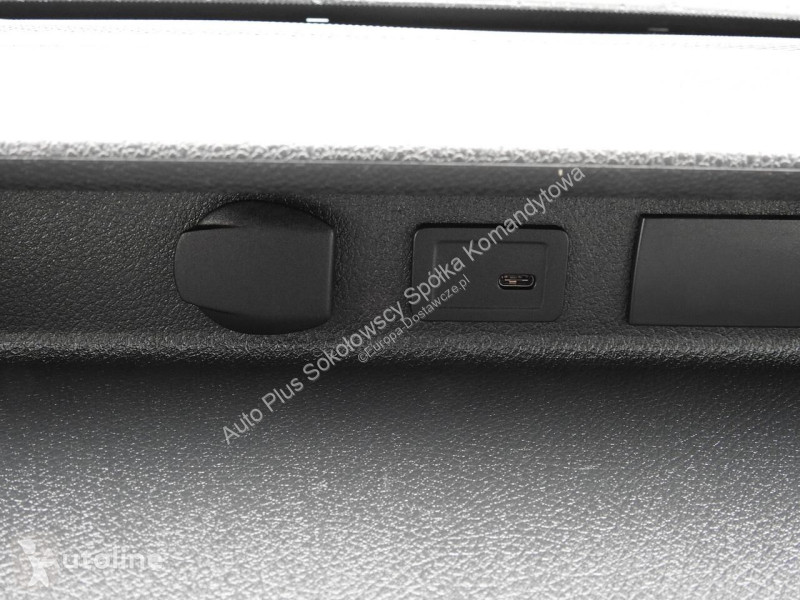Véhicule utilitaire Mercedes ESPRINTER NOWY...