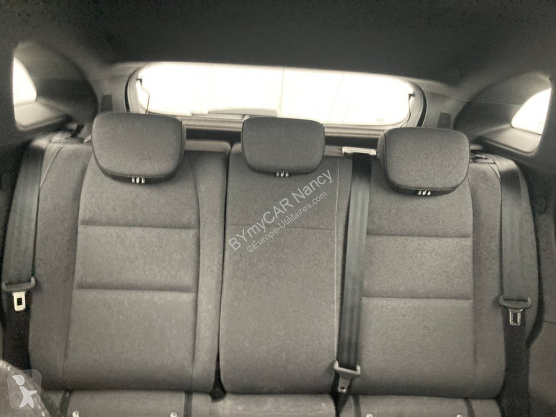 Veicolo commerciale Renault Austral mild hybrid...
