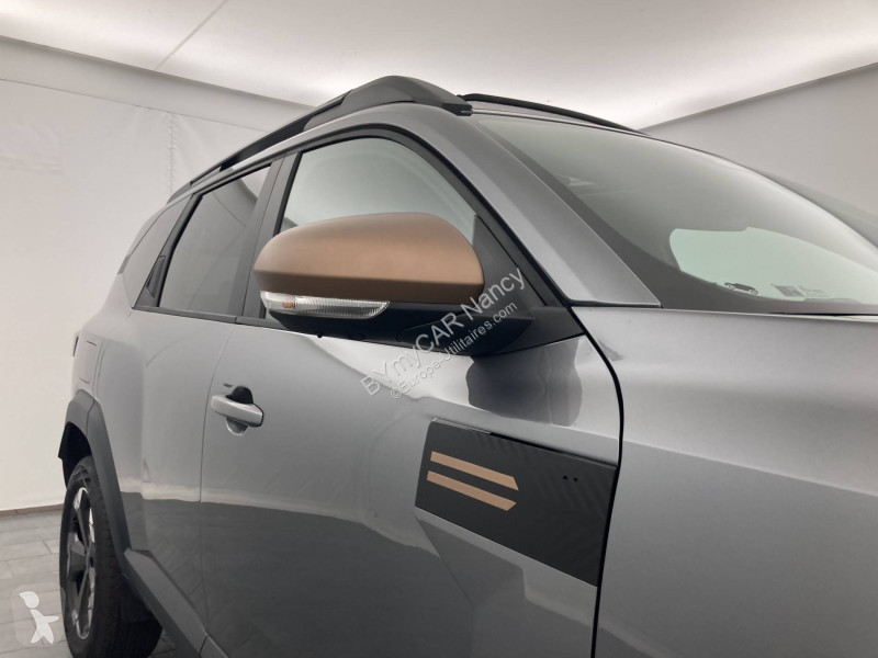 Autoutilitară Dacia Bigster TCe 140